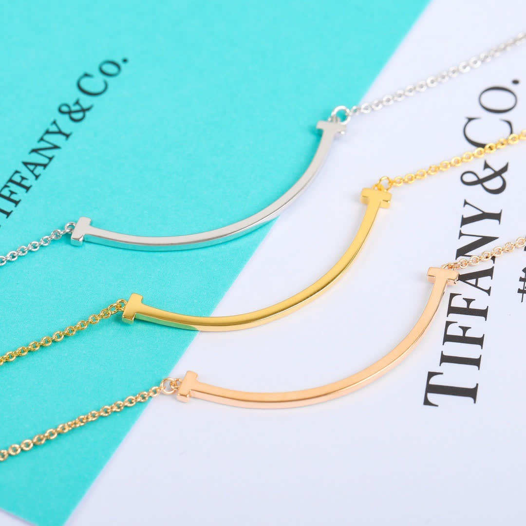 Tiffany & Co. necklace, simple bar design